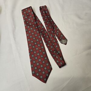 Vintage Christian Dior Mens 100% Silk Neck Tie Made In USA Red Flower Designer